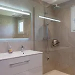 Maison Avec Jardin 400m Du Centre Ferienhaus
